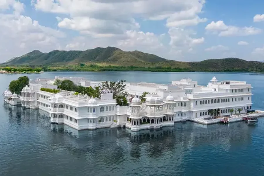 Udaipur Honeymoon Package 6n 7d